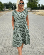 Robe midi motif abstrait à manches courtes pour femme