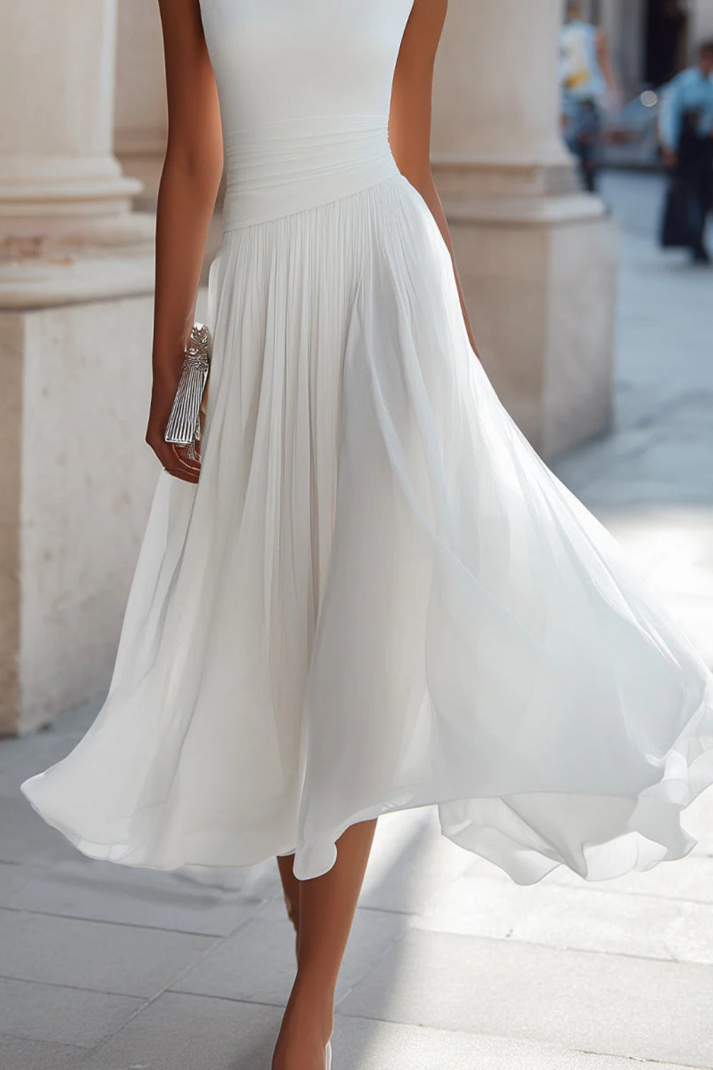 Robe midi plissée sans manches col bénitier pour femme
