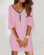 Robe tricot torsadée col V zippé rose pour femme
