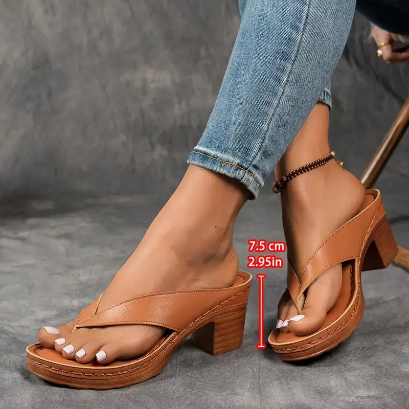 Sandales compensées à semelle ergonomique