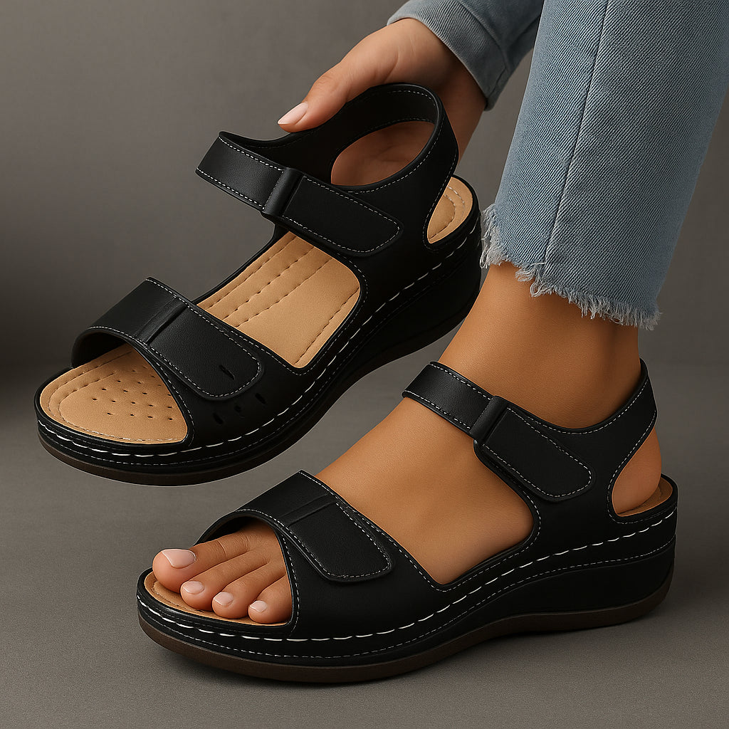 Sandales compensées à double brides scratch pour femme
