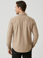 Surchemise à col classique et poches poitrine pour homme