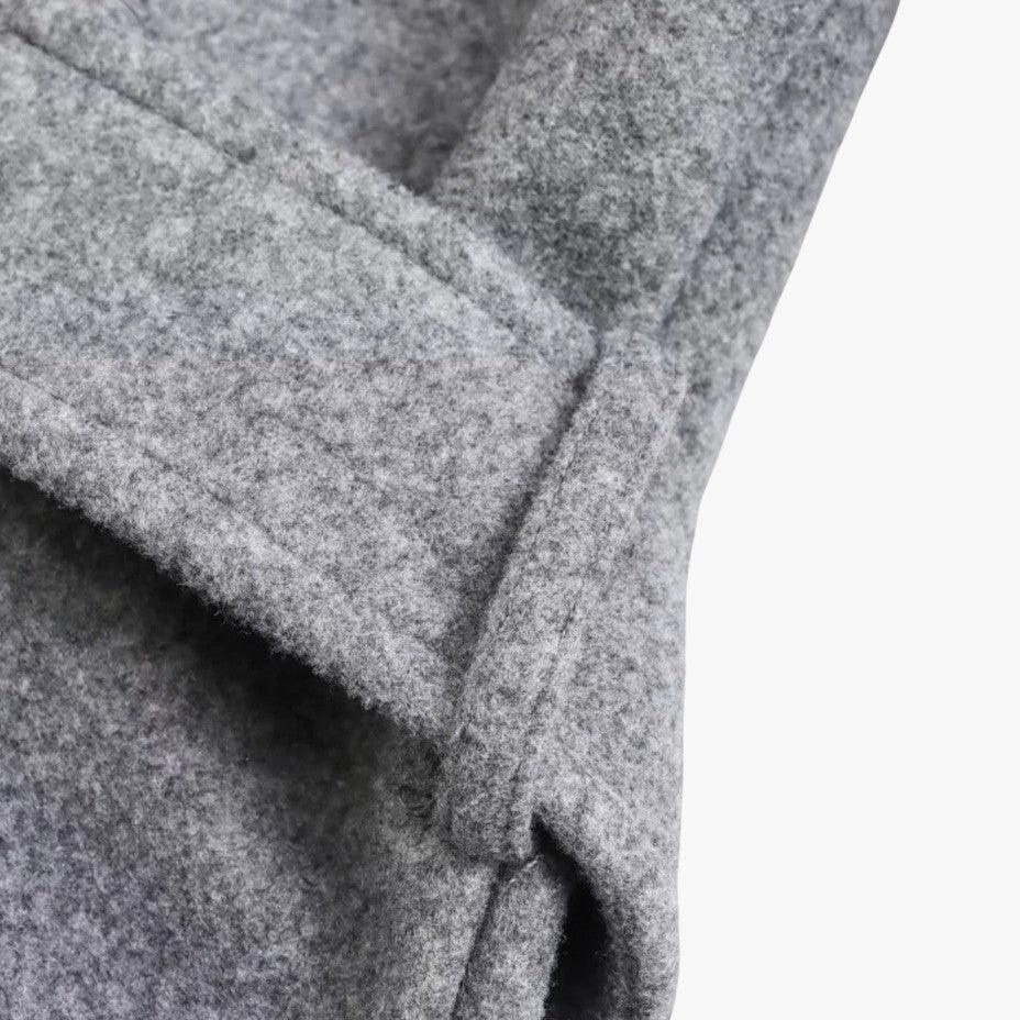 Trench long à capuche et ceinture pour femme – vue 4