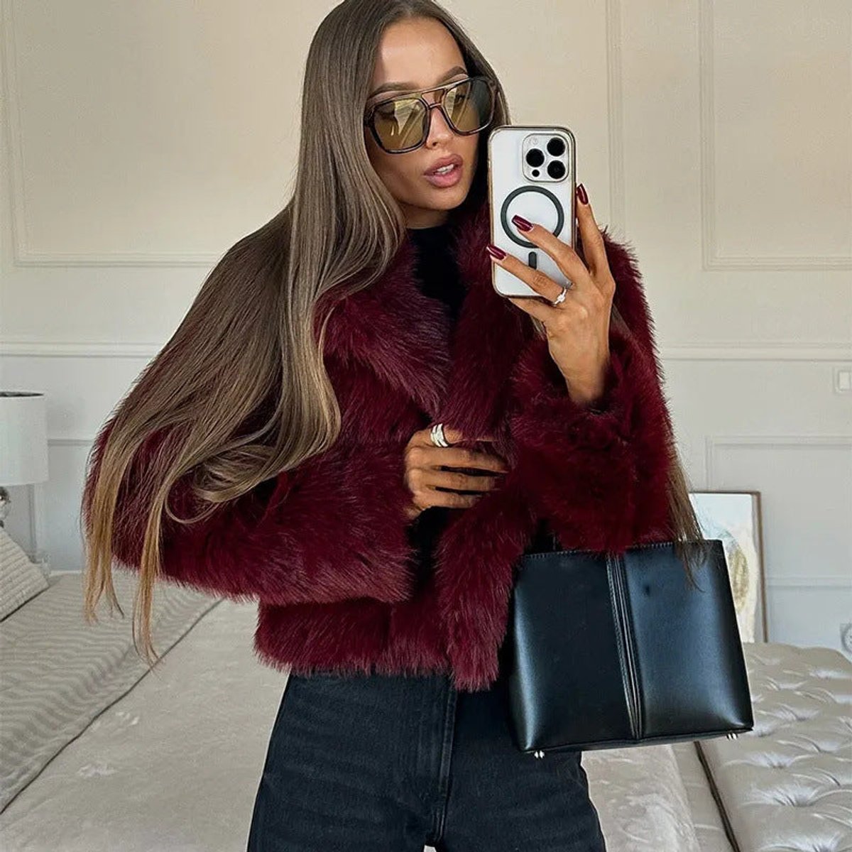 Veste courte fausse fourrure col V pour femme – vue 2