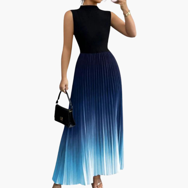Robe portée de profil, mettant en avant la coupe et le volume
