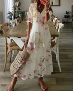 Robe maxi en mouvement, plan trois-quarts