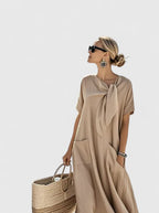 Robe maxi fluide de dos, montrant la coupe et le tombé du tissu