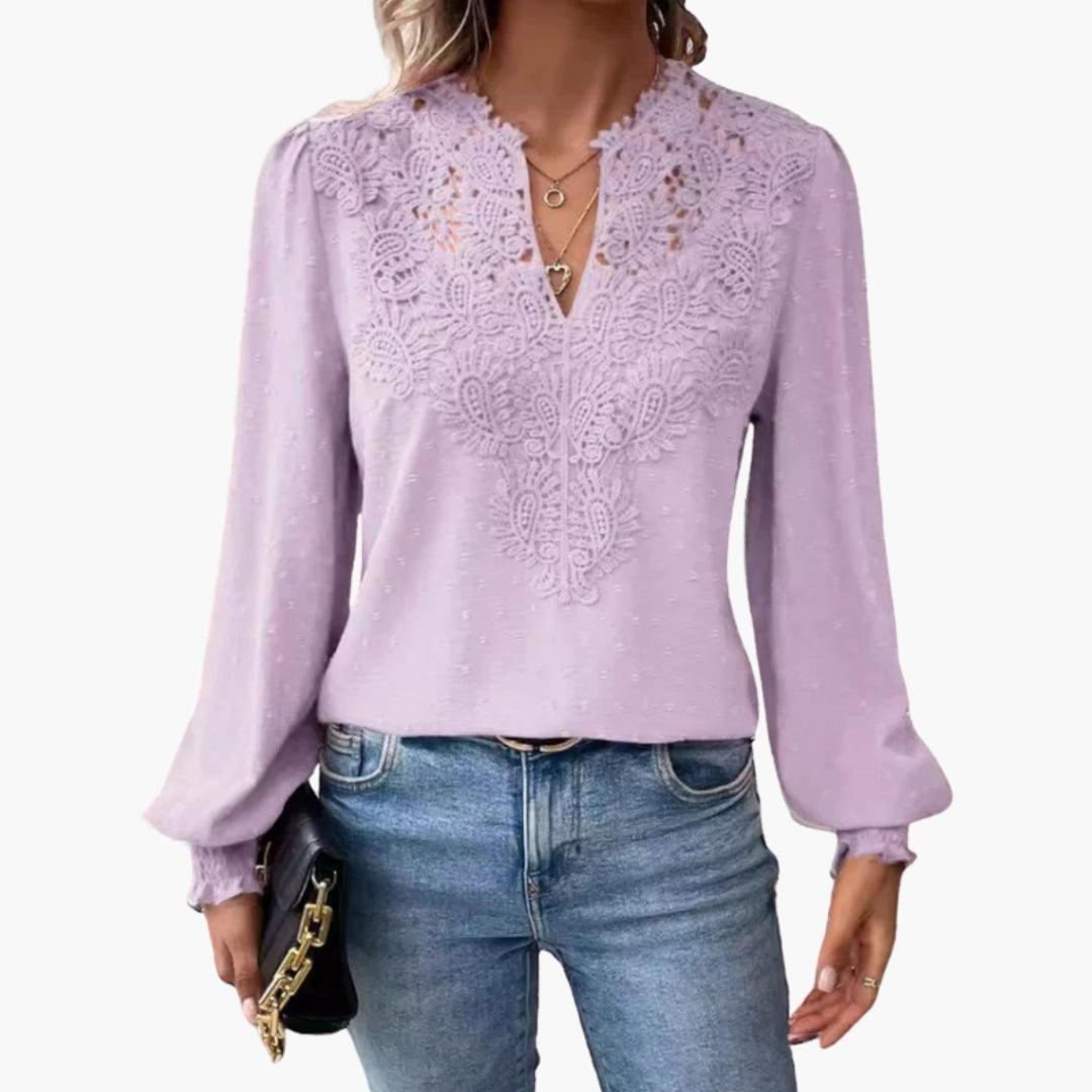 Blouse vue de dos mettant en avant la coupe réguliÃ¨re