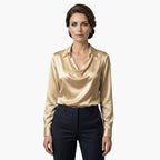Blouse satinée en trois quarts de profil gauche