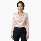 Blouse satinée pliée vue du pli