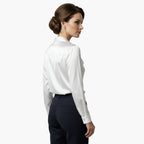 Blouse satinée vue de dos