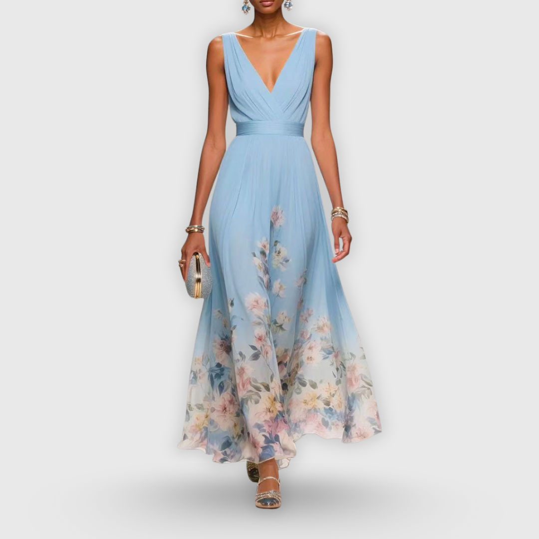 Femme portant robe maxi fleurie col V avec ceinture, vue de face