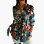 Vue de dos de la blouse à imprimé abstrait manches longues