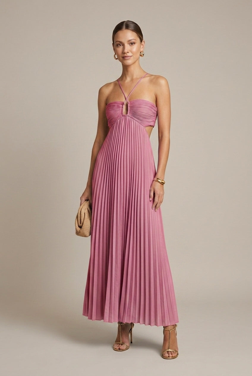 Robe longue en mousseline plissée vue de dos complète